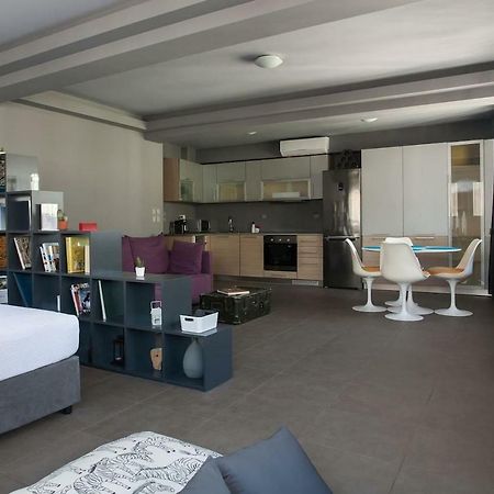 Boutique Apartment In Athens Center Zewnętrze zdjęcie